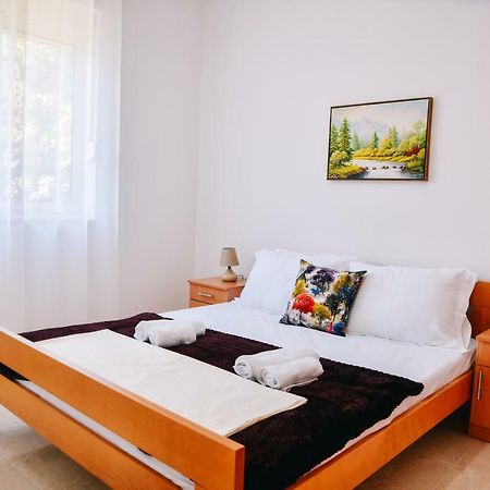 Riva Luxury Apartment Ulcinj Exterior photo